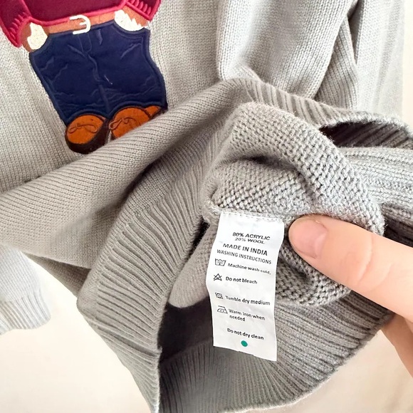 Polo by Ralph Lauren Gray Crewneck Sweater with Bear Motif - Picture 4 of 12